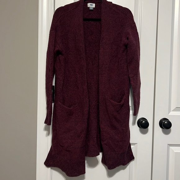 Old Navy Sweaters - Old Navy Size M Cardigan